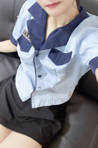 鶴見 ちか