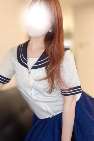上野 るあ