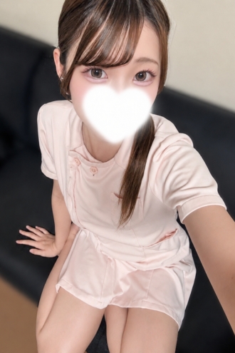 愛川 なゆ
